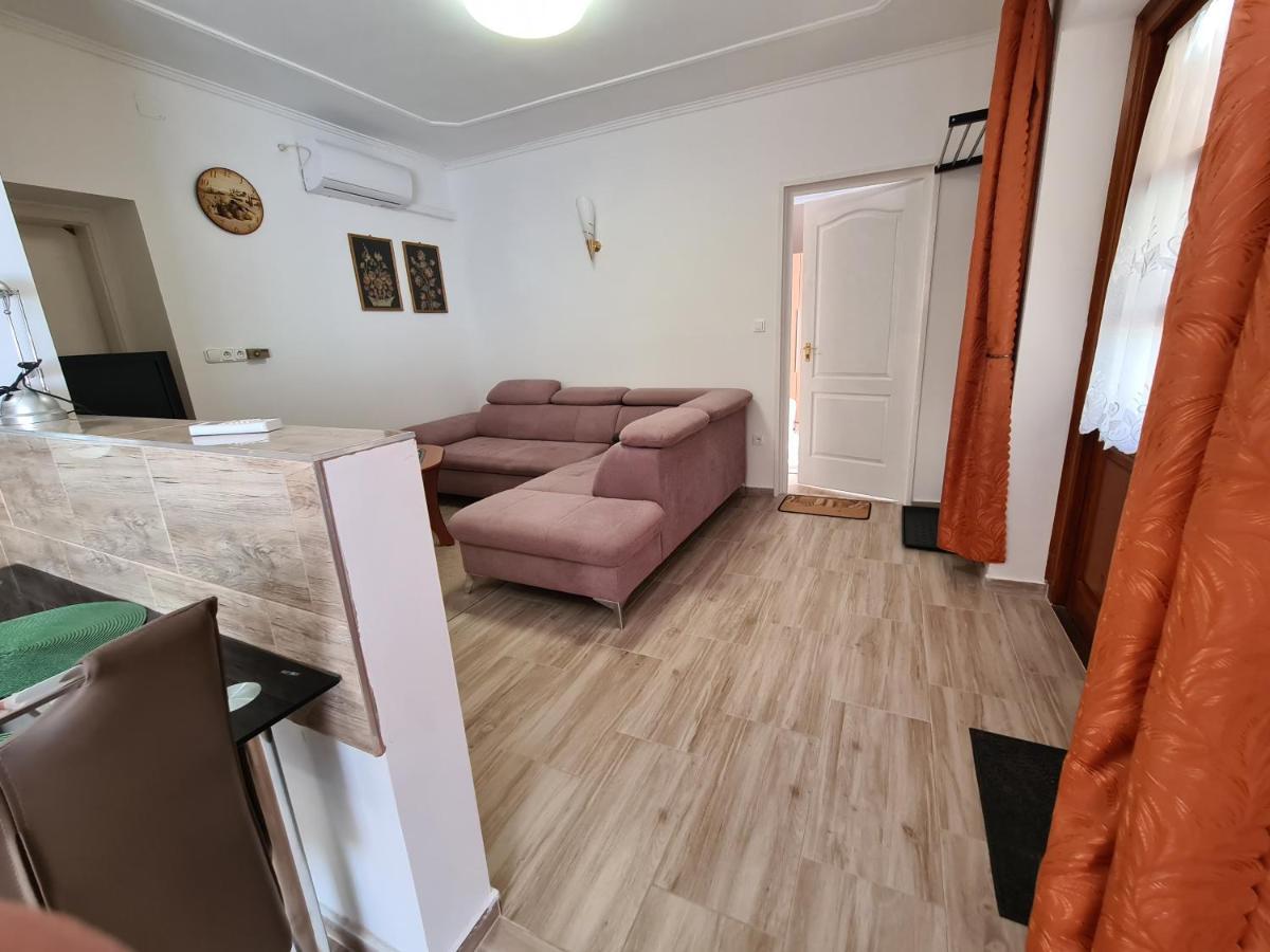 Kriszta Apartman Balatongyörök Exterior foto