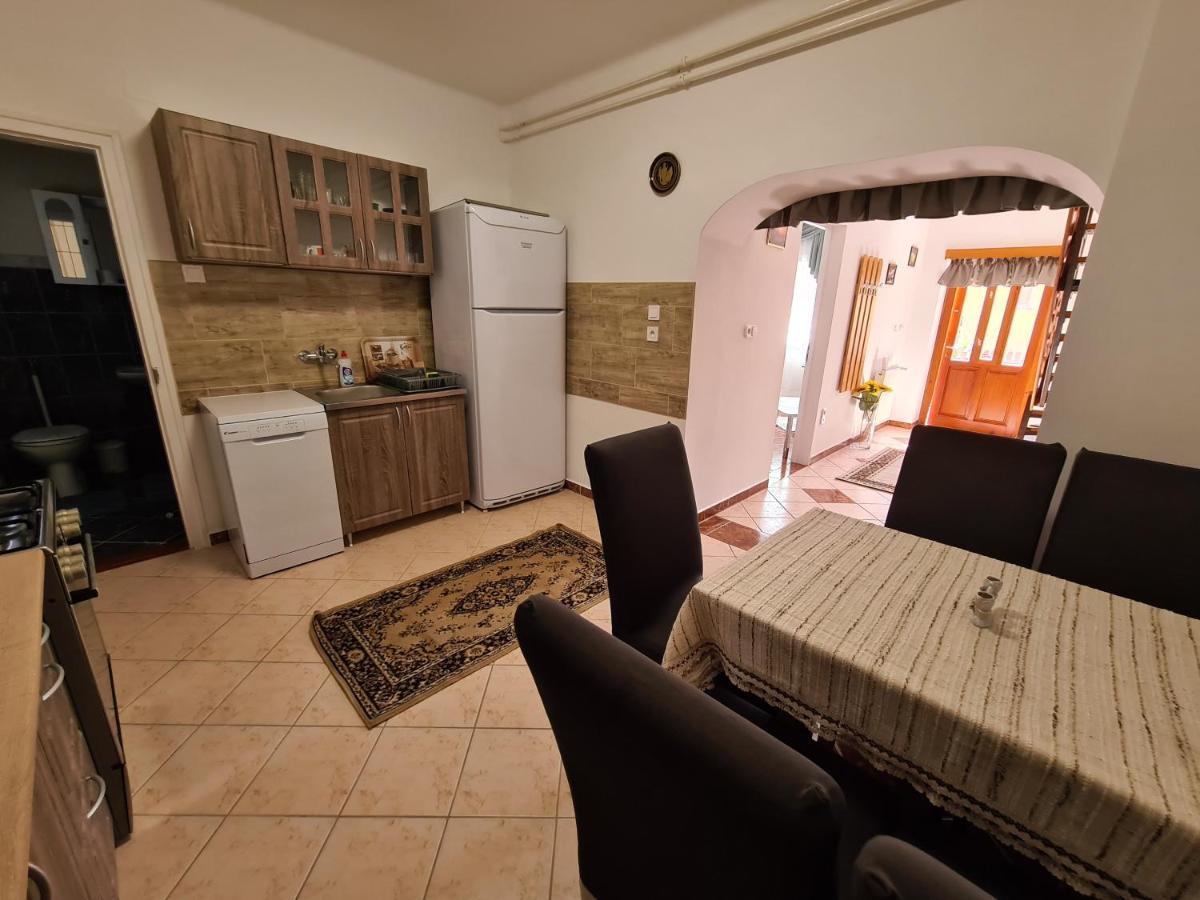 Kriszta Apartman Balatongyörök Exterior foto